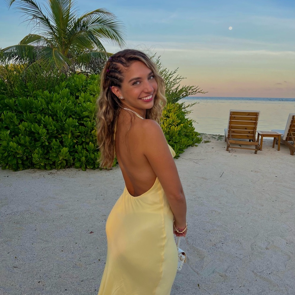 Elegant Yellow Backless Dress